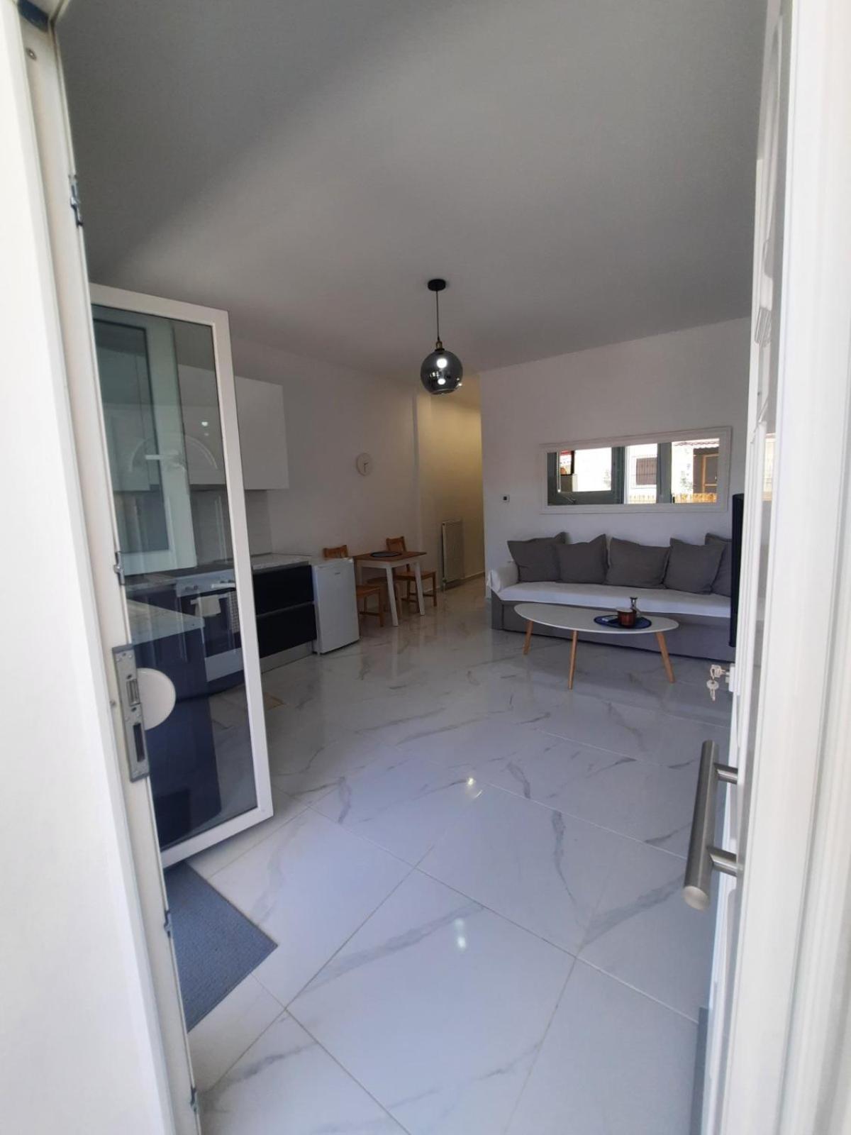 House B Diavata, Thessaloniki Appartement Buitenkant foto