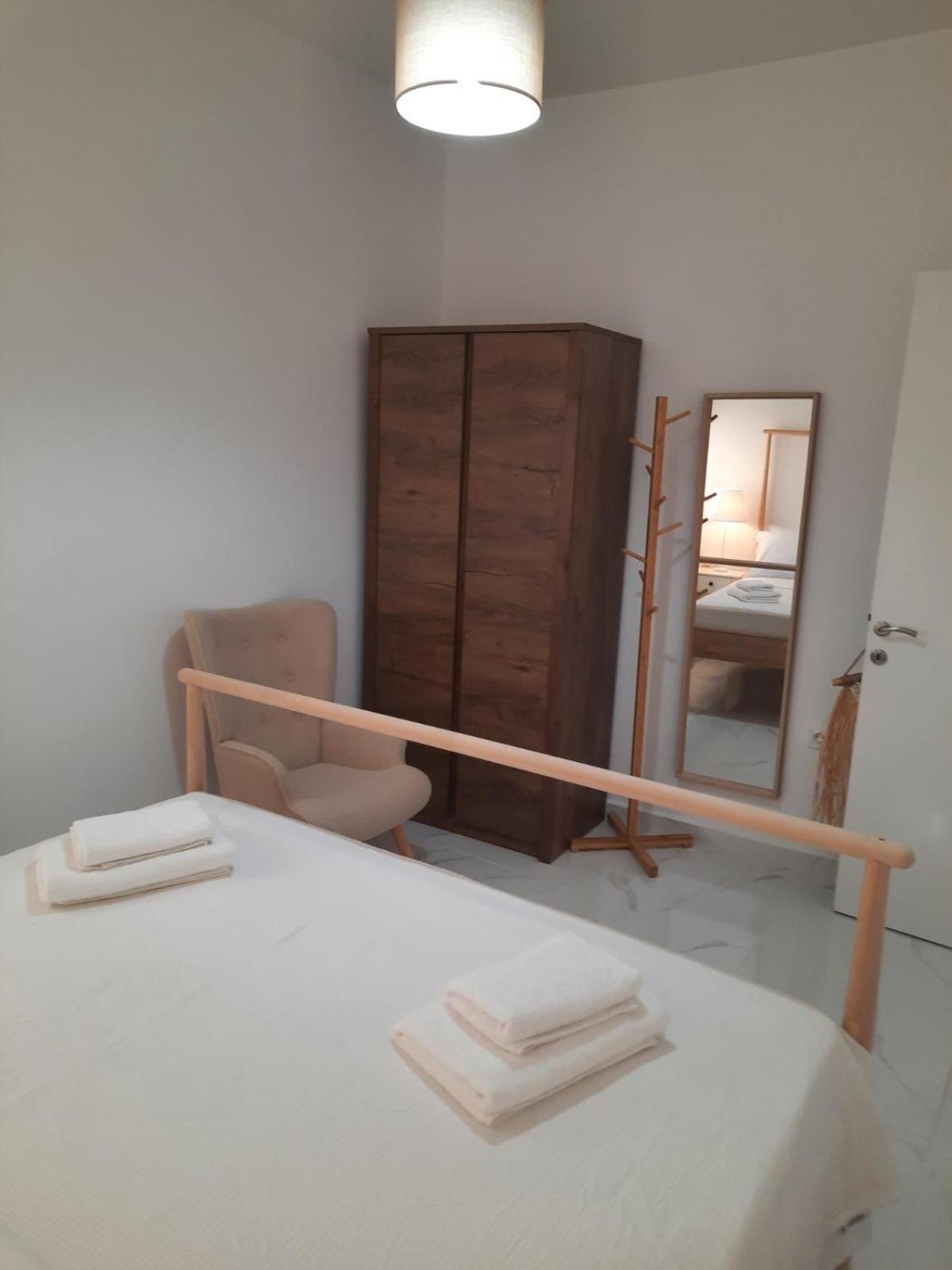 House B Diavata, Thessaloniki Appartement Buitenkant foto